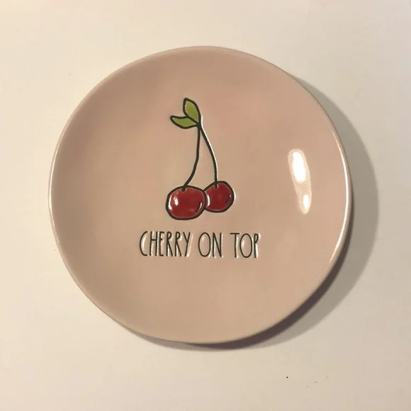 New Rae Dunn Pie Plate & 4 Dessert Plates - Picture 5 of 8